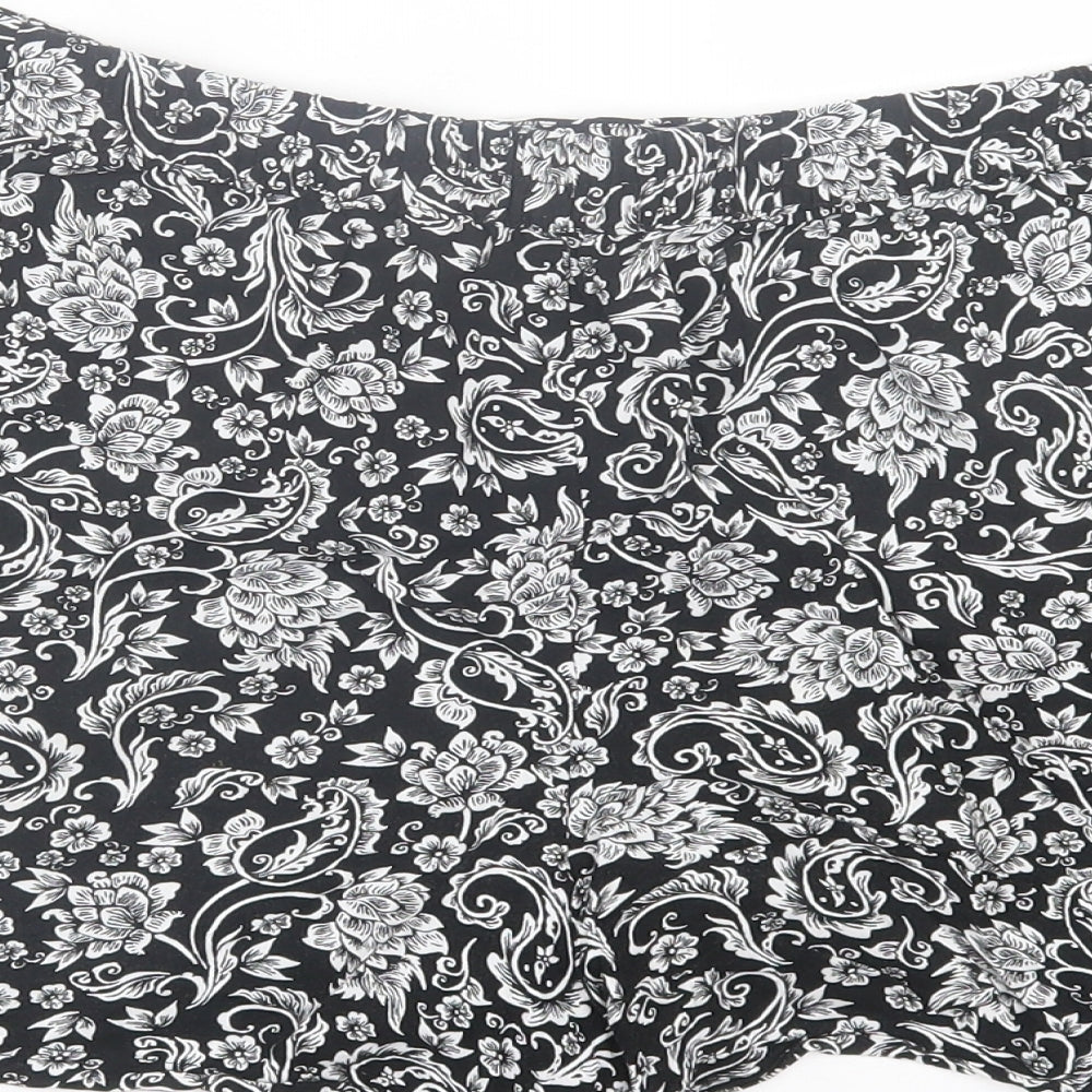 Peacocks Womens Black Paisley Viscose Paperbag Shorts Size 12 L3 in Regular Pull On - Black & White