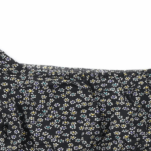 Urban Outfitters Womens Black Floral Viscose Cropped T-Shirt Size S Off the Shoulder
