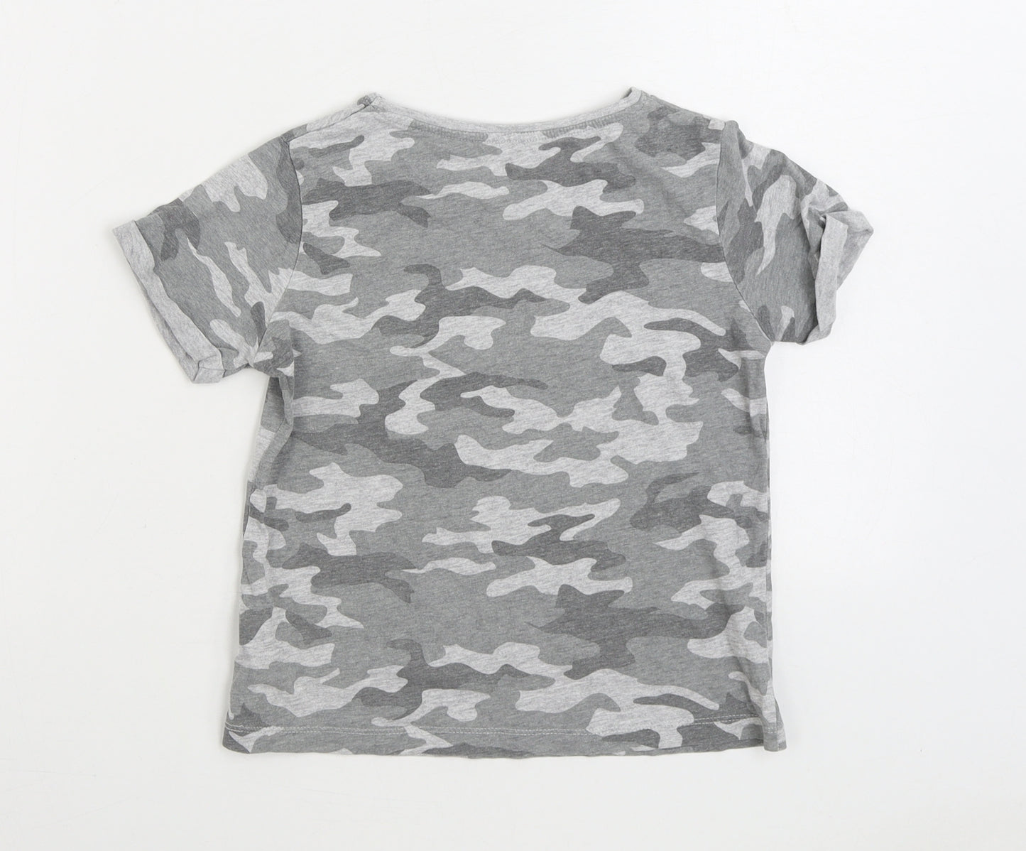 Primark Boys Grey Camouflage Cotton Basic T-Shirt Size 8-9 Years Round Neck Pullover - Slogan