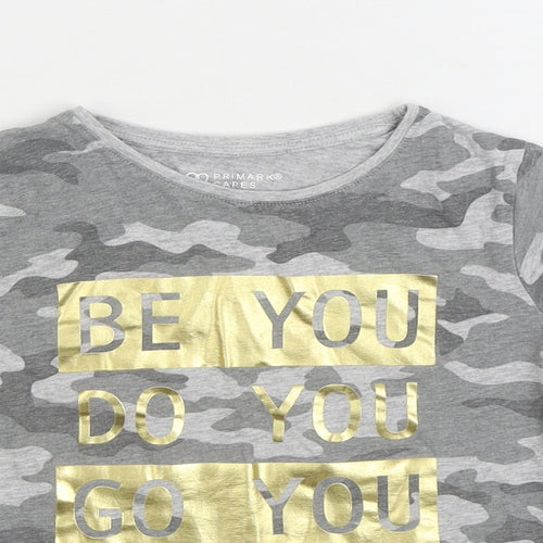 Primark Boys Grey Camouflage Cotton Basic T-Shirt Size 8-9 Years Round Neck Pullover - Slogan