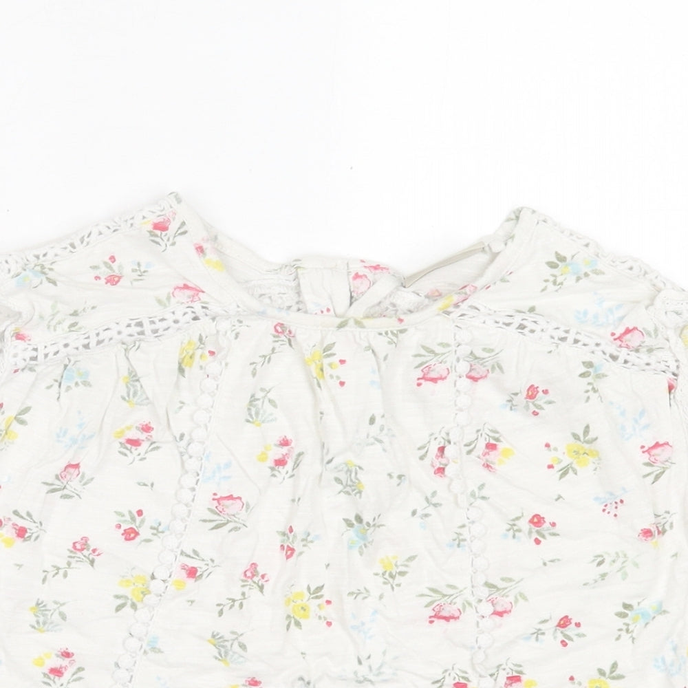 NEXT Girls White Floral Cotton Basic T-Shirt Size 5 Years Crew Neck Button