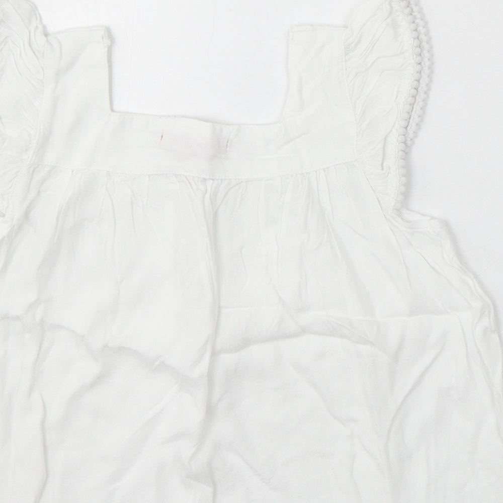 Young Dimension Girls White Viscose Basic Blouse Size 4-5 Years Square Neck