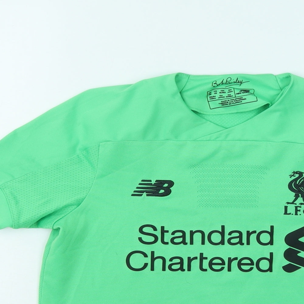 New Balance Boys Green Polyester Basic T-Shirt Size M Round Neck - Liverpool FC