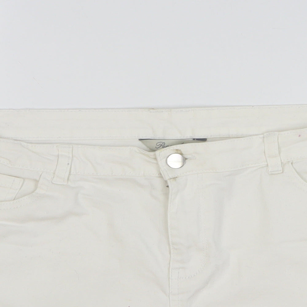 Peacocks Womens White Cotton Bermuda Shorts Size 16 L3 in Regular Button