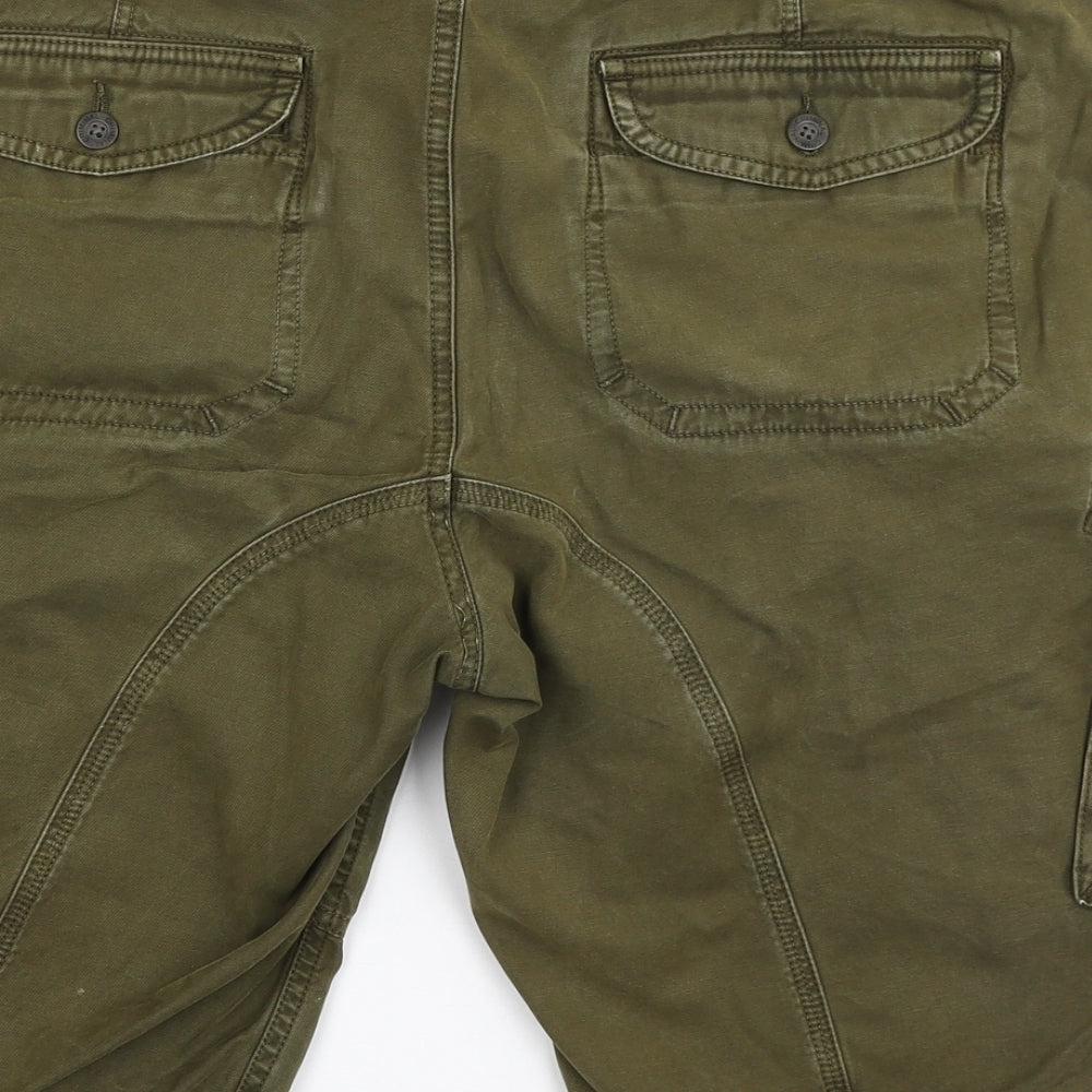 Criminal Mens Green Cotton Cargo Shorts Size 36 in L11 in Regular Button