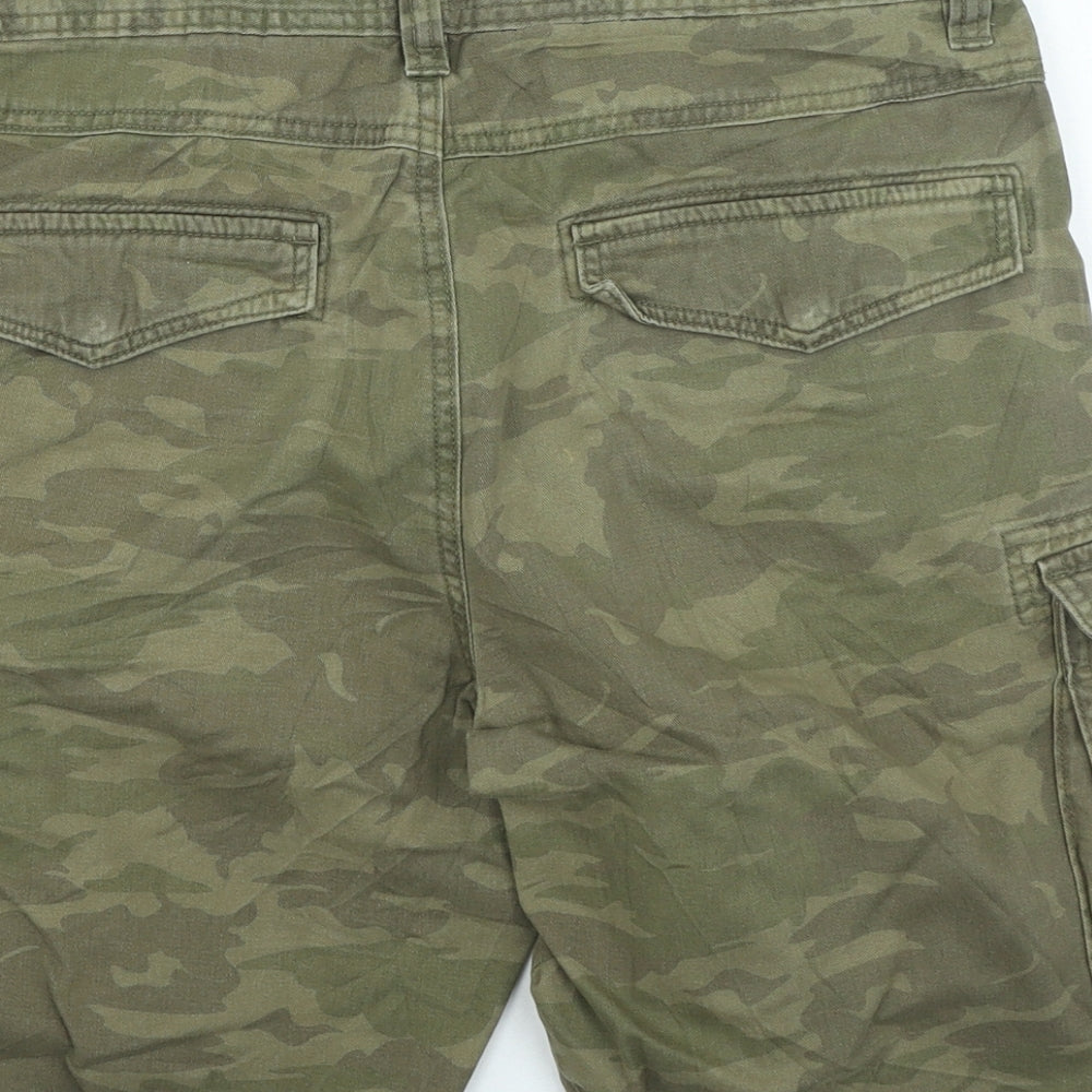 Easy Mens Brown Camouflage Cotton Cargo Shorts Size 32 in L6 in Regular Zip
