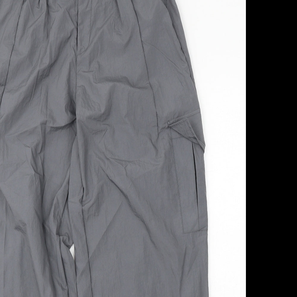 PRETTYLITTLETHING Womens Grey Nylon Cargo Trousers Size 8 L32 in Regular Zip