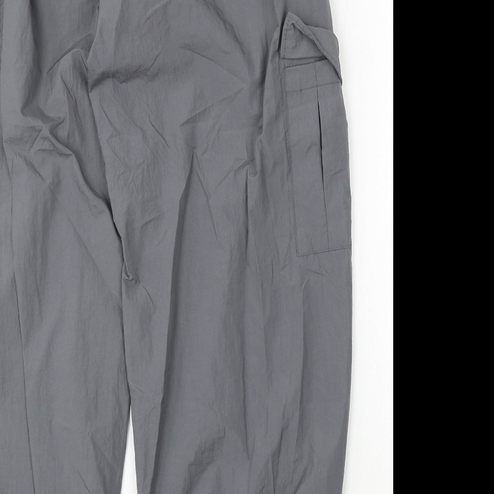 PRETTYLITTLETHING Womens Grey Nylon Cargo Trousers Size 8 L32 in Regular Zip