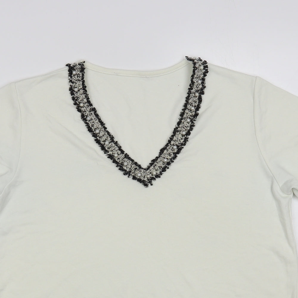 Gallery Womens White Viscose Basic T-Shirt Size S V-Neck - Embellished Neckline