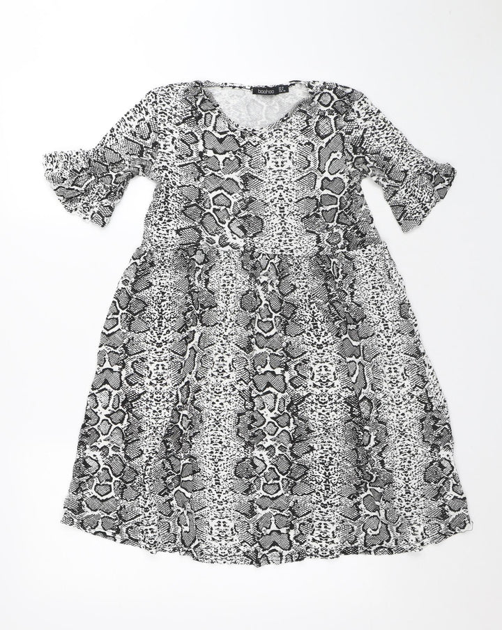 Boohoo Womens White Animal Print Polyester A-Line Size 10 Round Neck - Snake Skin