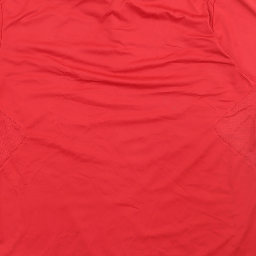 Umbro Mens Red Polyester Polo Size XL Collared Button - Football