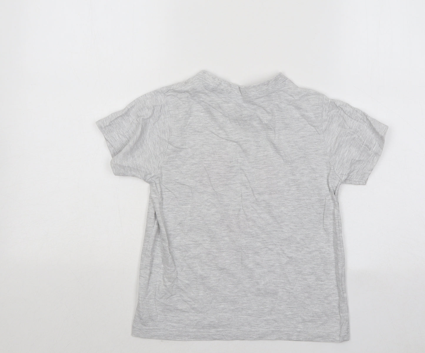 Primark Boys Grey Cotton Basic T-Shirt Size 7-8 Years Round Neck Pullover - Football