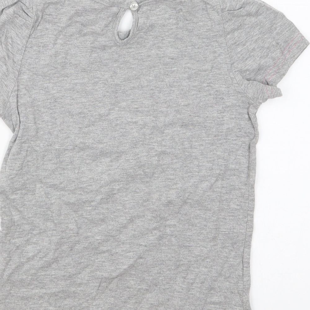 Marks and Spencer Girls Grey Cotton Basic T-Shirt Size 5-6 Years Round Neck Pullover - Slogan