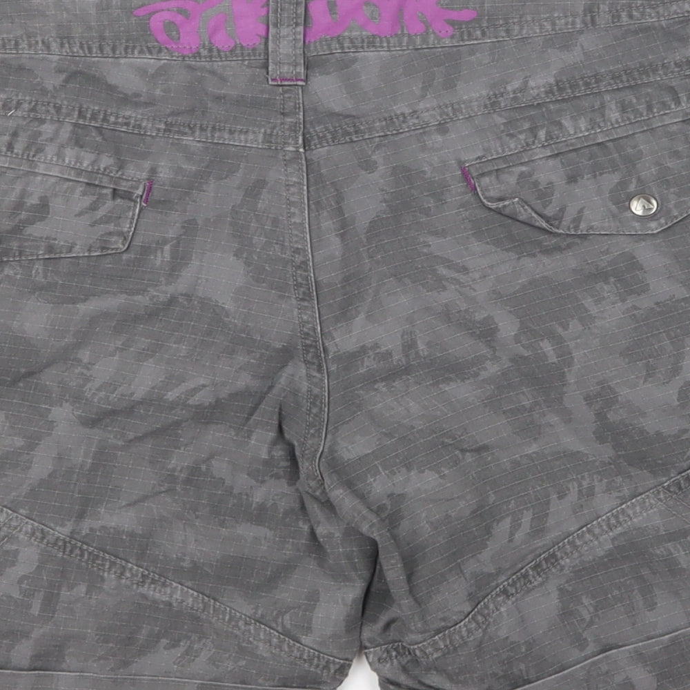 AIRWALK Womens Grey Camouflage Cotton Chino Shorts Size 12 L5 in Regular Button
