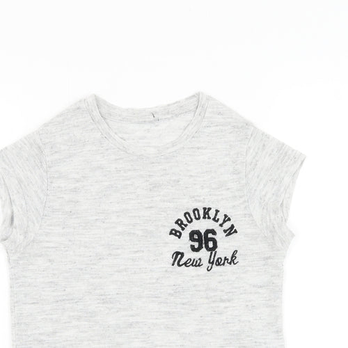New Look Girls Grey Viscose Basic T-Shirt Size 10-11 Years Round Neck Pullover - Brooklyn New York