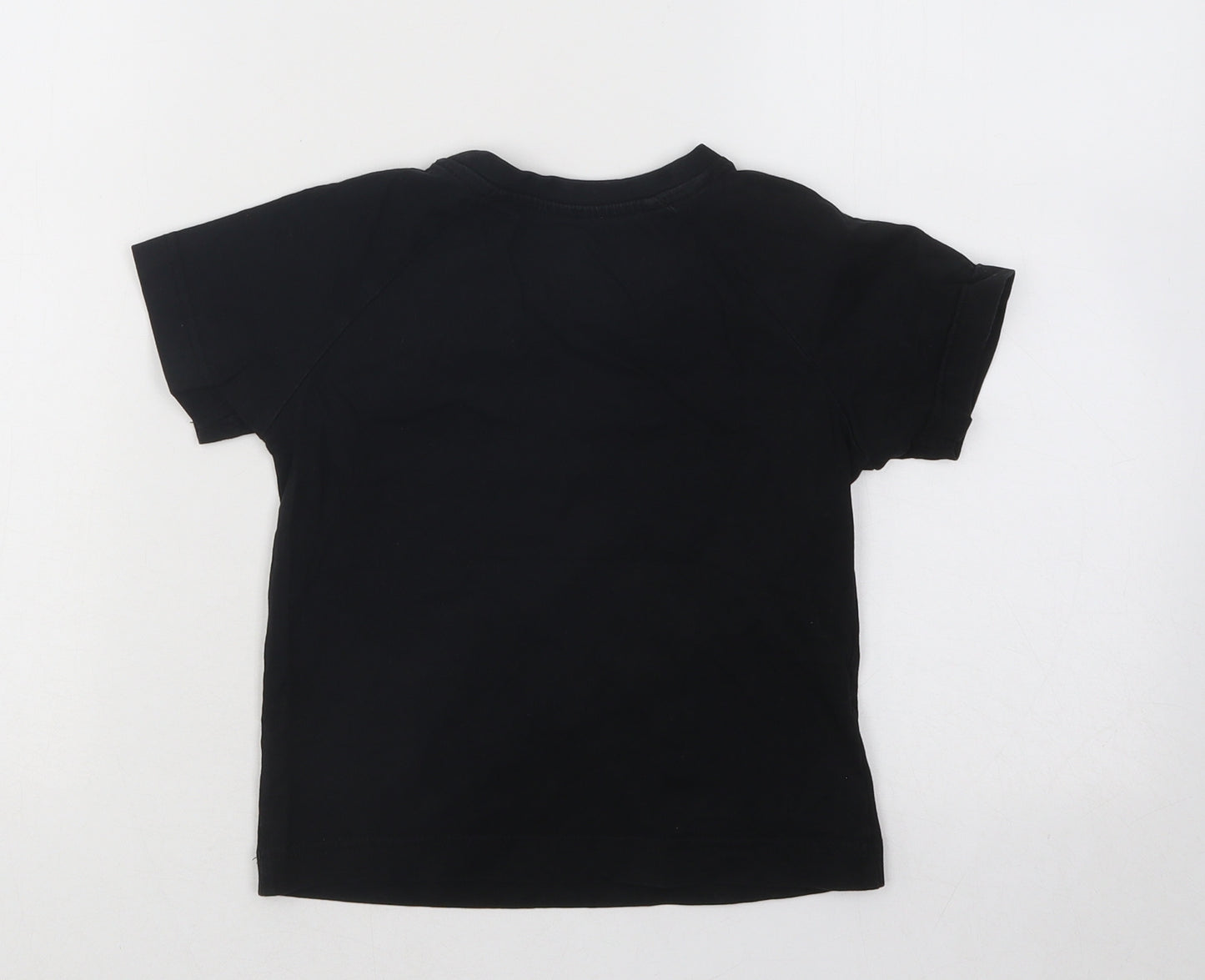 Preworn Boys Black Cotton Basic T-Shirt Size 4-5 Years Round Neck Pullover - Legend