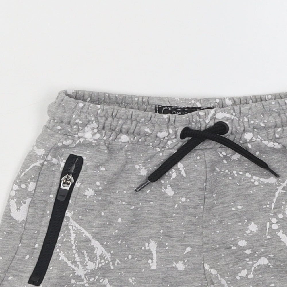 NEXT Boys Grey Geometric Cotton Sweat Shorts Size 5 Years Regular Drawstring - Paint Splatter