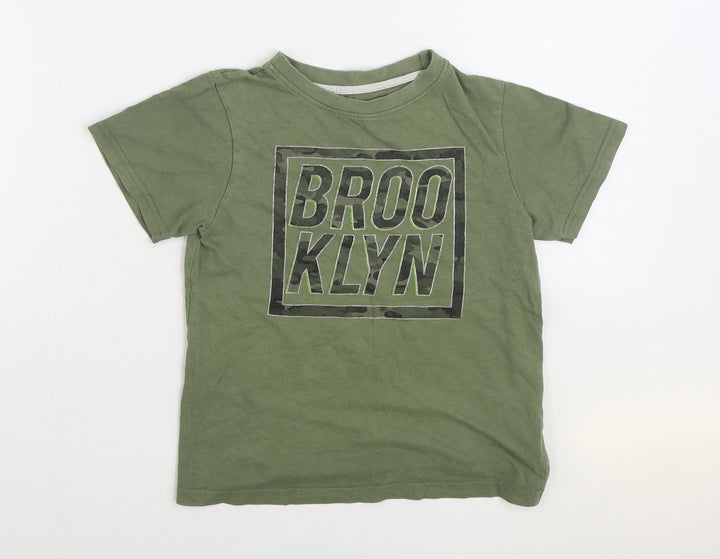 Primark Boys Green 100% Cotton Basic T-Shirt Size 8-9 Years Round Neck Pullover - Brooklyn
