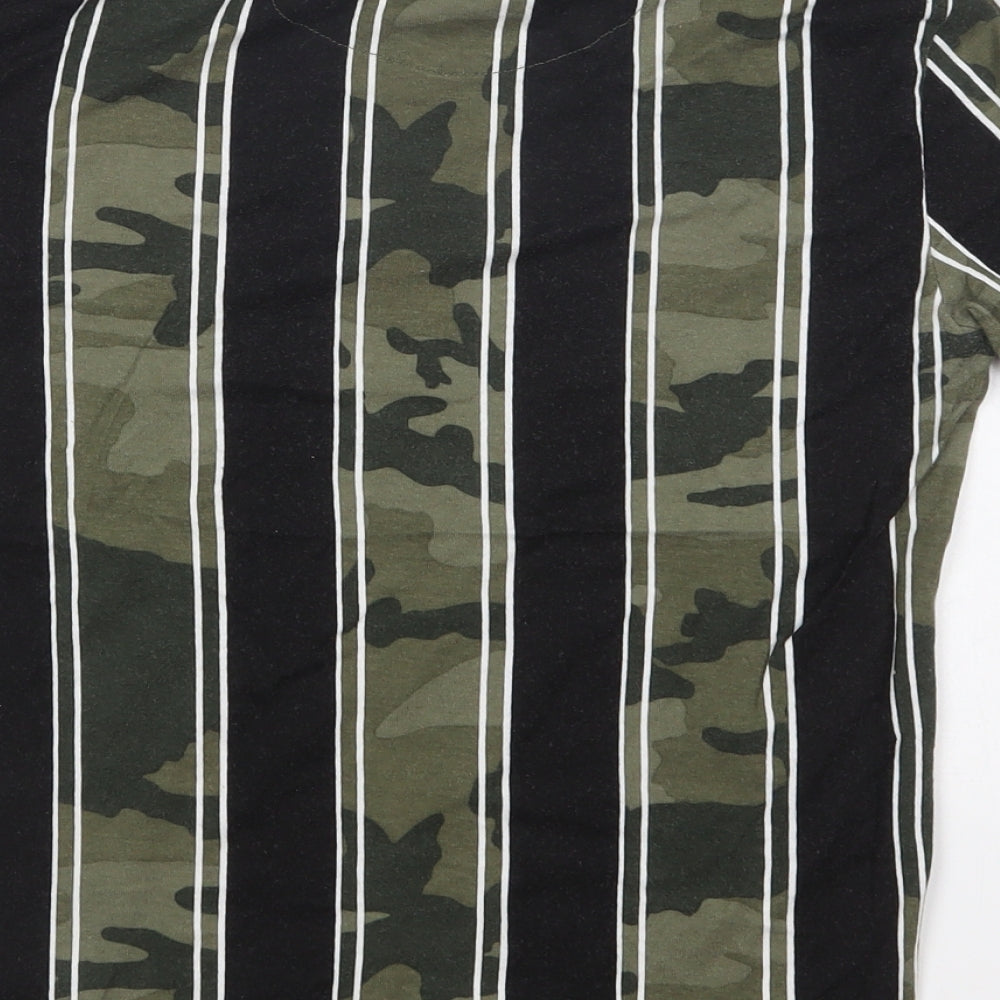 NEXT Boys Green Camouflage Cotton Basic T-Shirt Size 8 Years Round Neck Pullover - Striped.