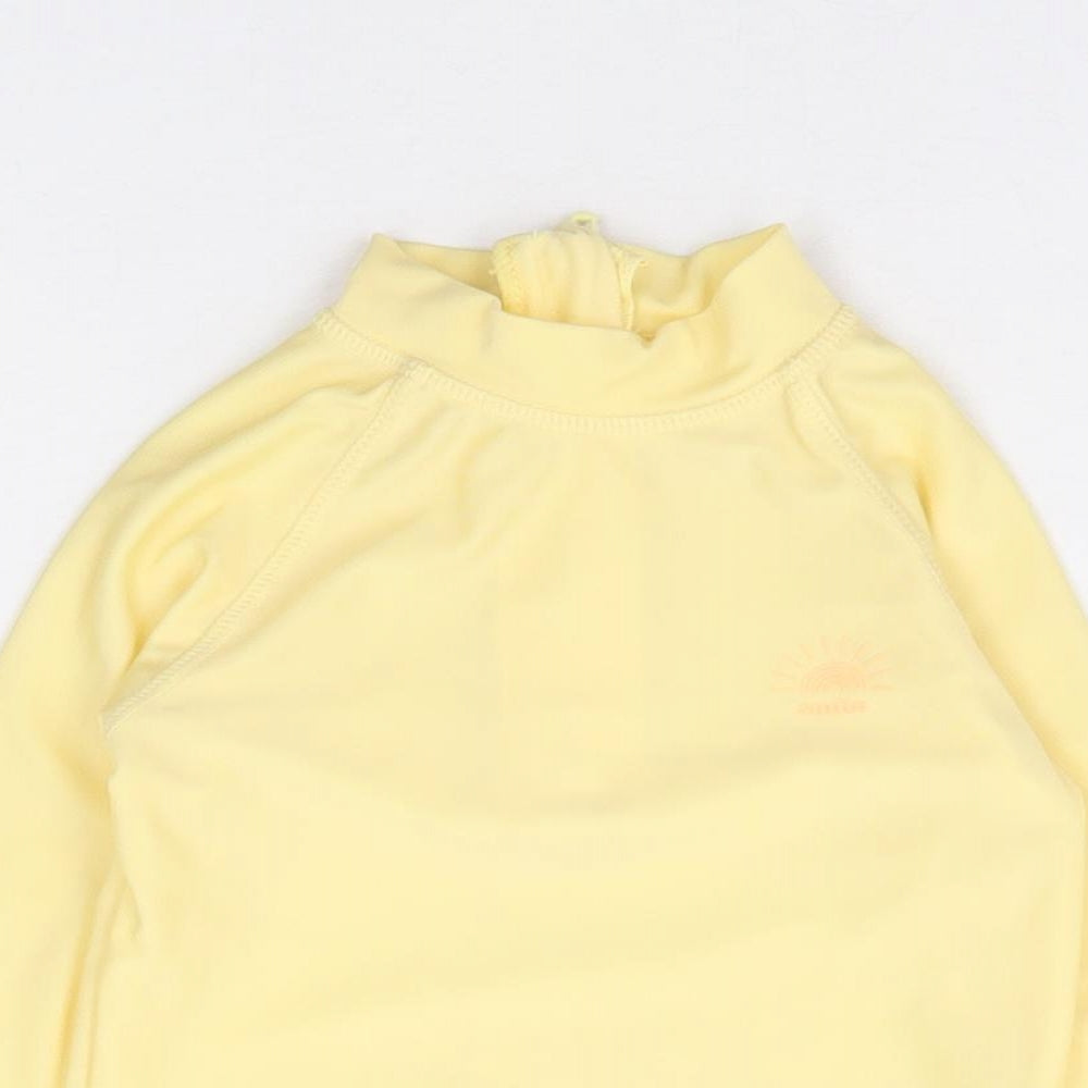 Primark Girls Yellow Polyester Basic T-Shirt Size 6-9 Months Mock Neck Zip - Rashguard
