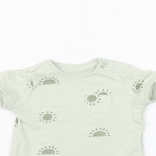 Primark Boys Green Geometric Cotton Basic T-Shirt Size 6-9 Months Round Neck Button - Sun
