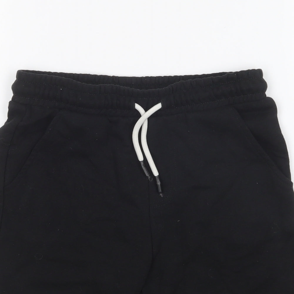 F&F Boys Black Cotton Sweat Shorts Size 8-9 Years Regular Drawstring - Play Station