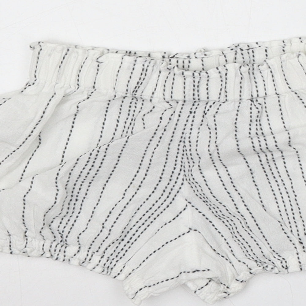 F&F Girls White Striped Viscose Cropped Trousers Size 18-24 Months - Shorts