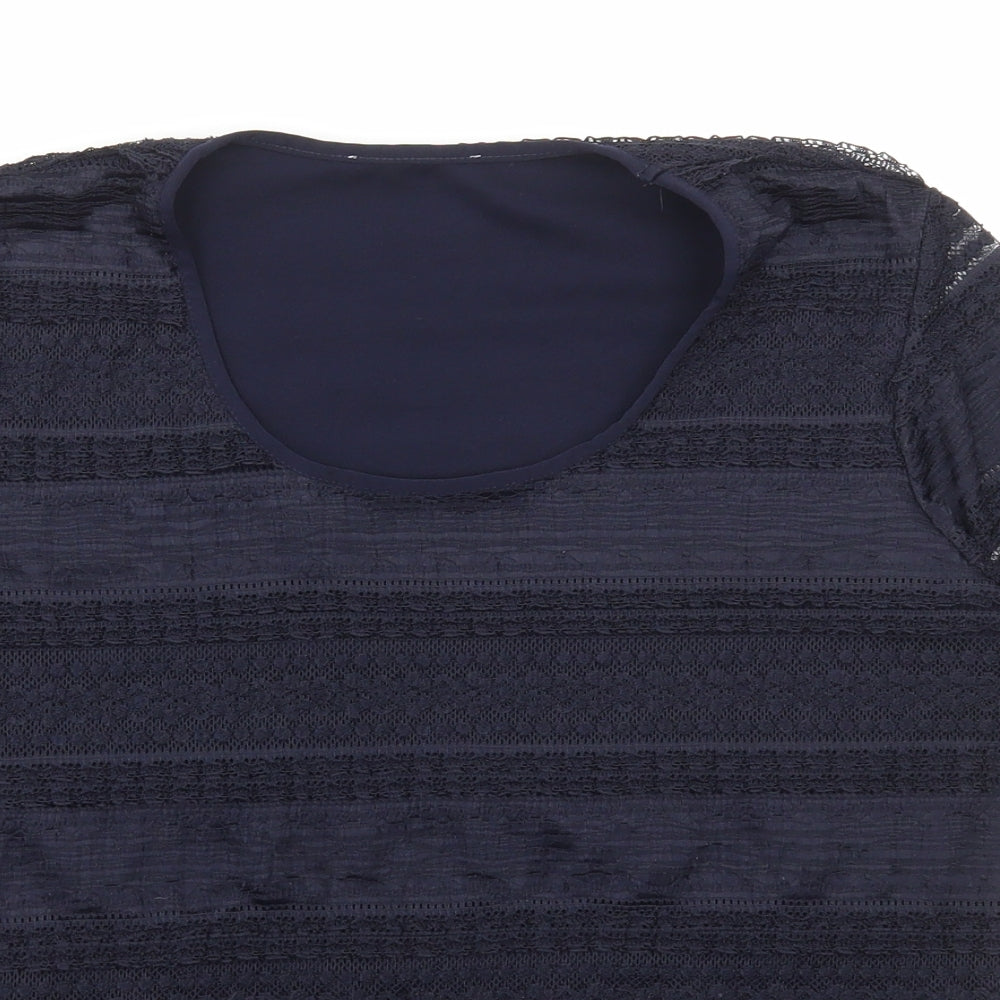 Preworn Womens Blue Polyester Basic T-Shirt Size L Scoop Neck - Lace Detail