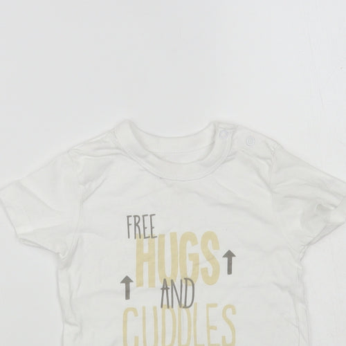 Pep & Co Baby White Cotton Basic T-Shirt Size 9-12 Months Crew Neck Snap - Free Hugs