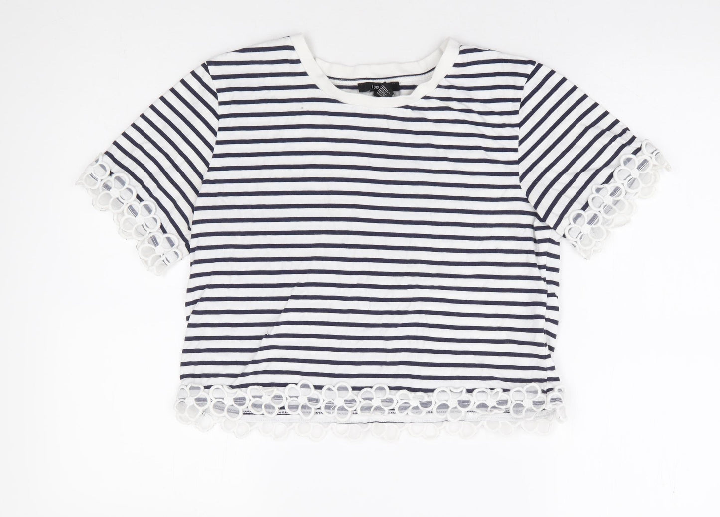 FOREVER 21 Womens Blue Striped 100% Cotton Cropped T-Shirt Size S Round Neck - Floral Embroidery Trim