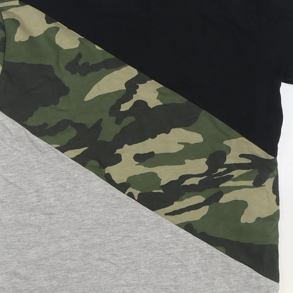 NEXT Boys Multicoloured Camouflage Cotton Basic T-Shirt Size 5-6 Years Round Neck Pullover