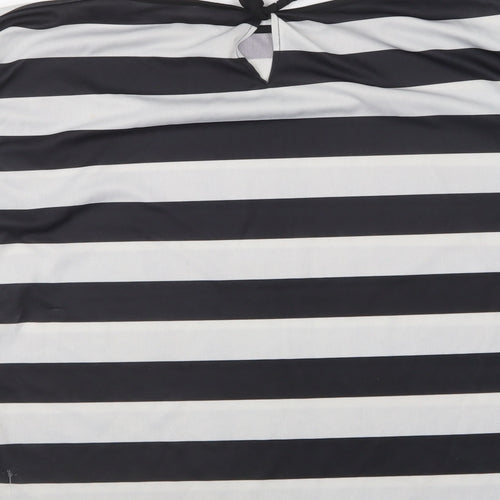 Preworn Mens Black Striped Polyester T-Shirt One Size Round Neck - Thief Fancy Dress