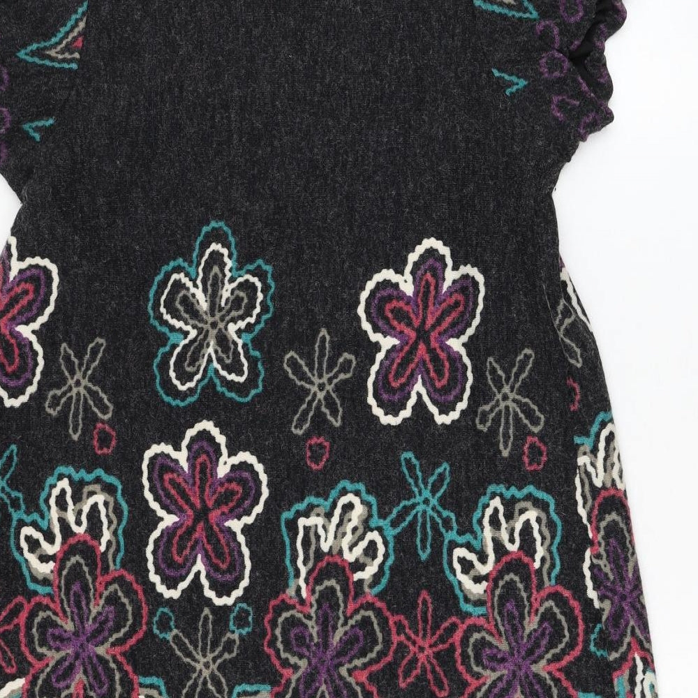 Preworn Womens Black Floral Acrylic A-Line Size M Round Neck Pullover
