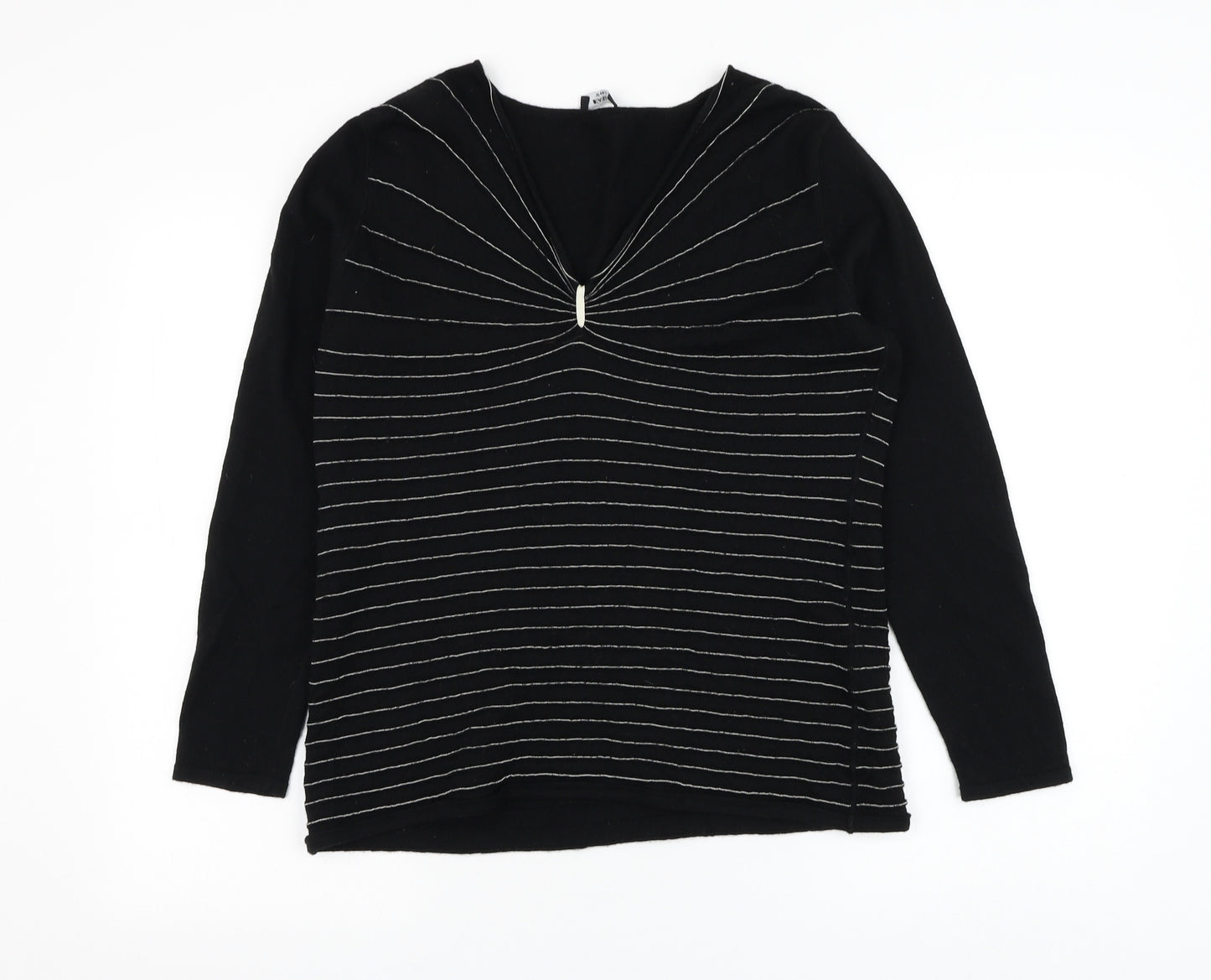 Basler woman's jumper size M.