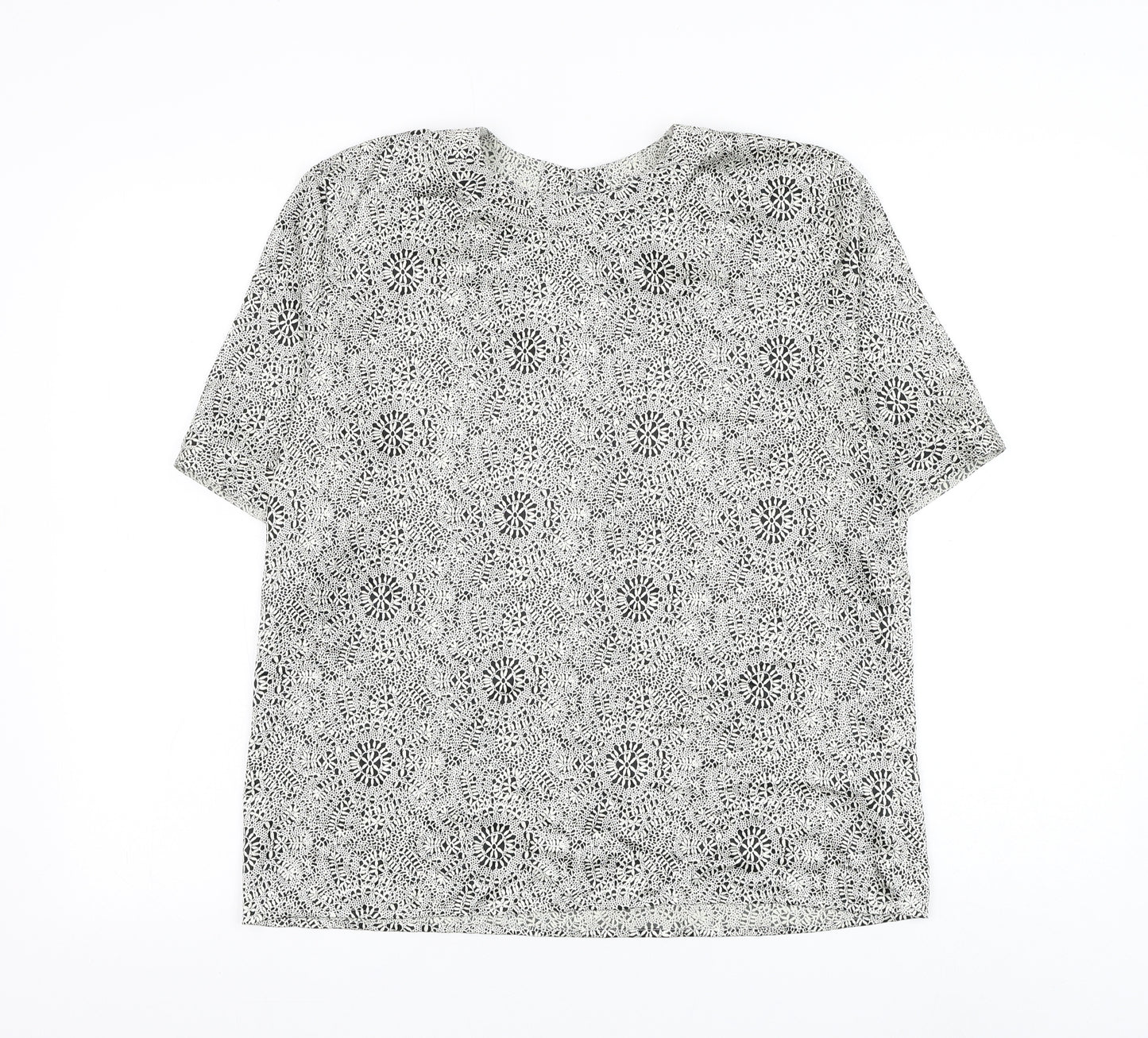Preworn Womens Grey Geometric Polyester Basic Blouse Size M Round Neck