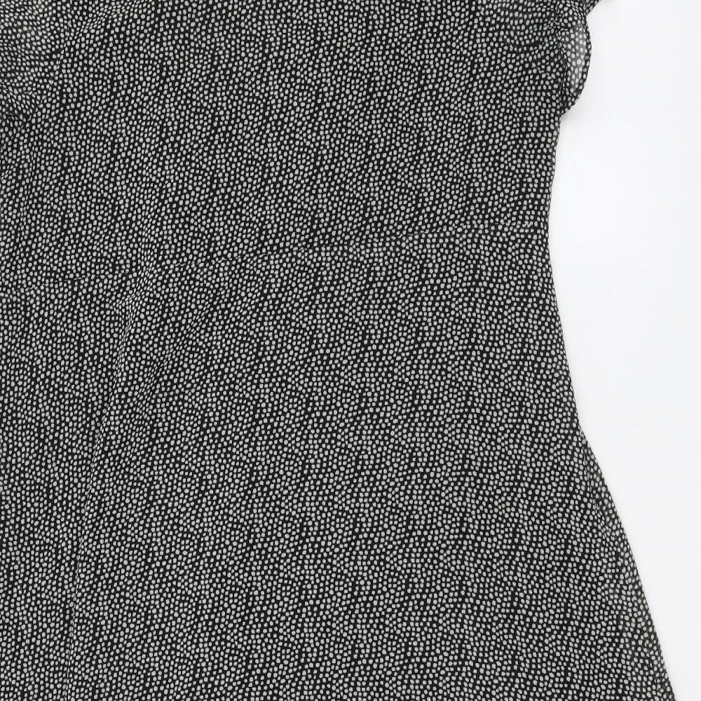 H&M Womens Black Geometric Polyester A-Line Size S V-Neck Pullover