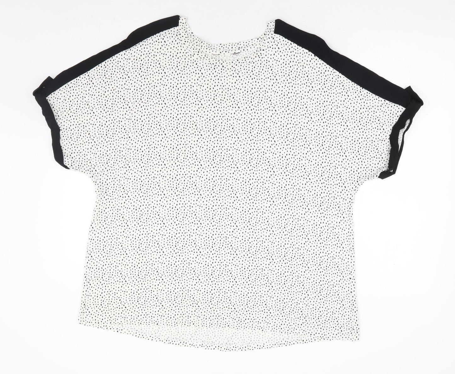 Preworn Womens White Geometric Polyester Basic T-Shirt Size L Round Neck