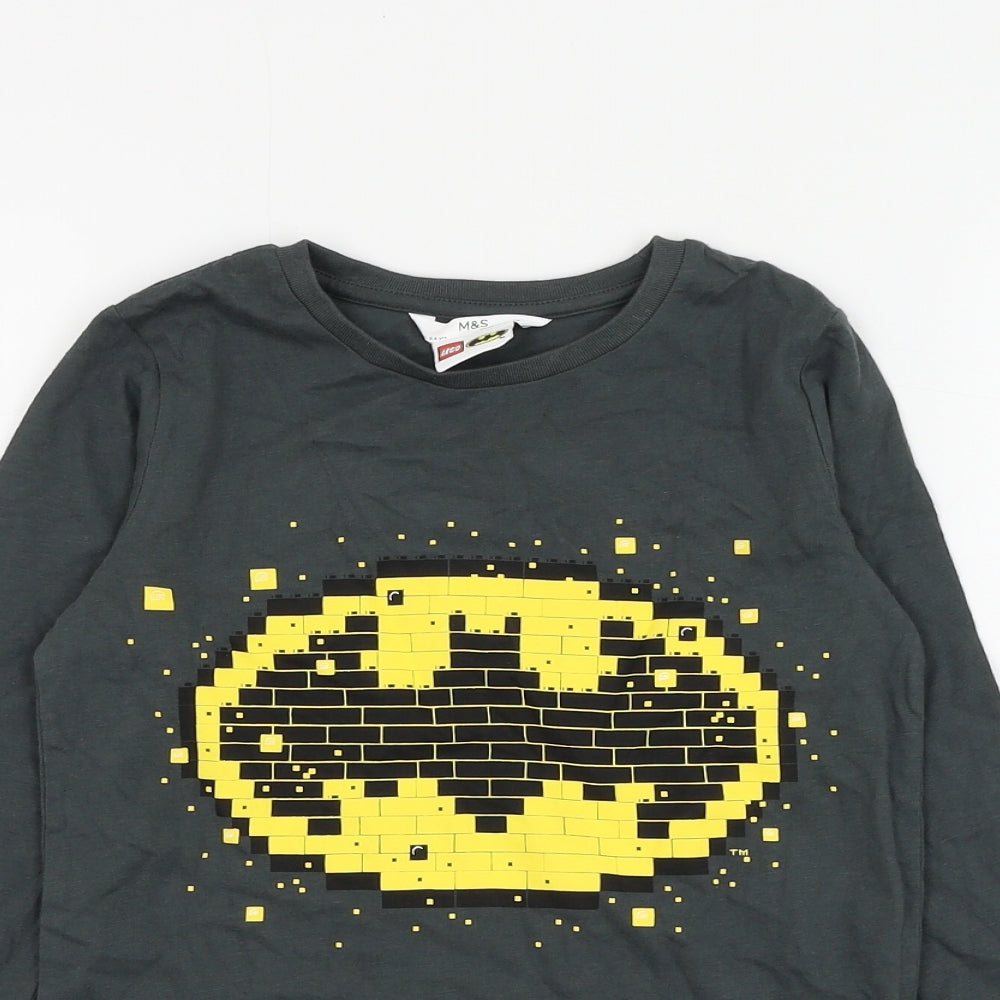 Marks and Spencer Boys Grey Cotton Basic T-Shirt Size 5-6 Years Round Neck Pullover - Batman