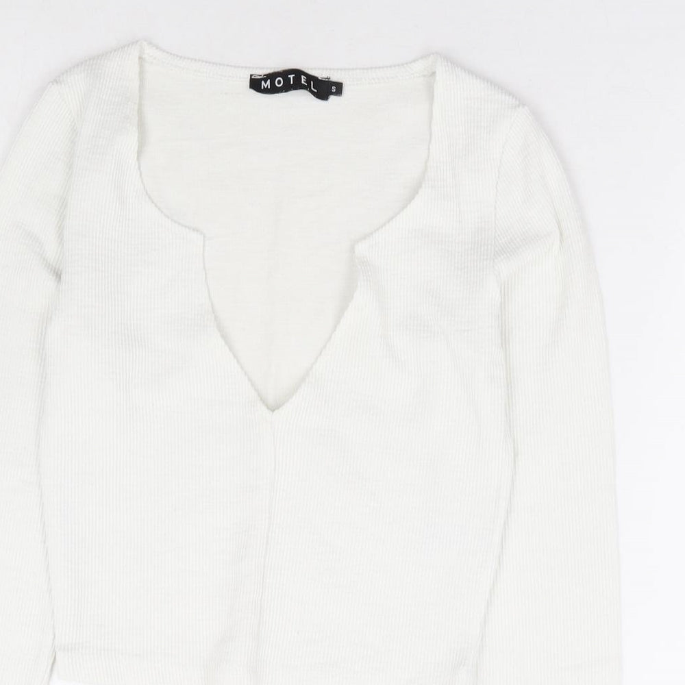 Motel Womens White Polyester Cropped T-Shirt Size S V-Neck - Ribbed