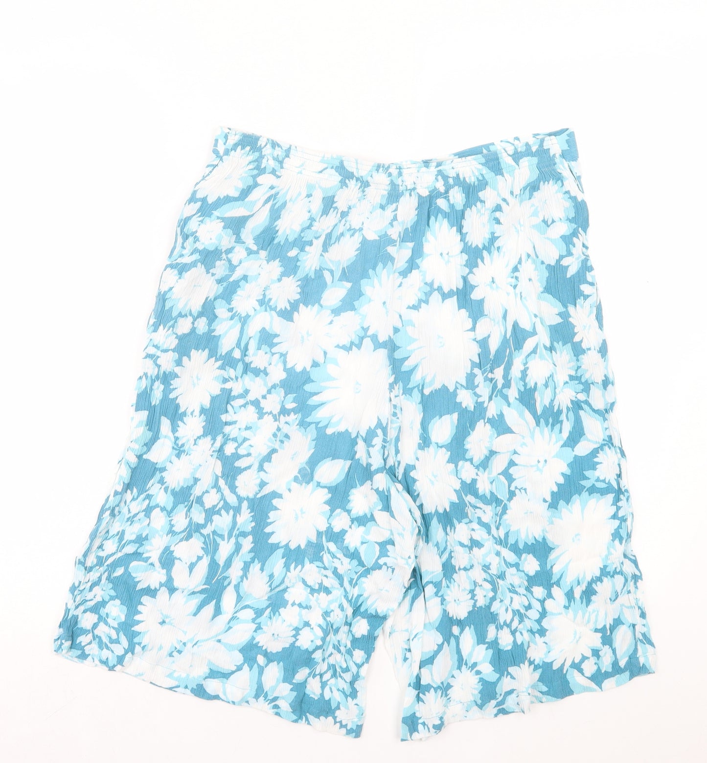 Travelling Light Womens Blue Floral Viscose Bermuda Shorts Size XL L10 in Regular Pull On