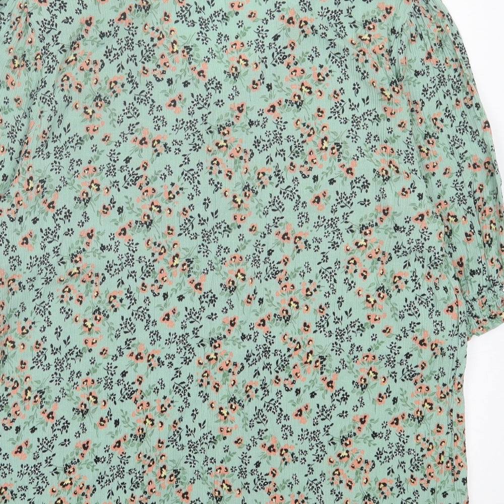 F&F Womens Green Floral Viscose Basic T-Shirt Size 16 V-Neck