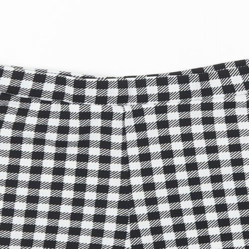 SheIn Womens Black Geometric Polyester Hot Pants Shorts Size S L5 in Regular Pull On