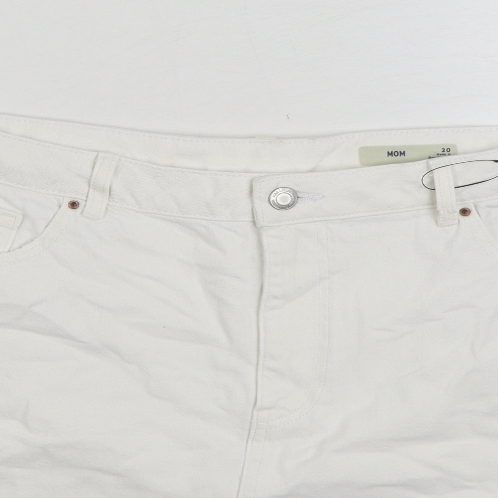 Marks and Spencer Womens White Cotton Hot Pants Shorts Size 20 L3 in Regular Zip