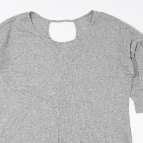 Preworn Womens Silver Polyester Basic T-Shirt Size 16 Round Neck