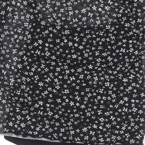 New Look Girls Black Floral Polyester Cropped T-Shirt Size 12-13 Years Round Neck Pullover