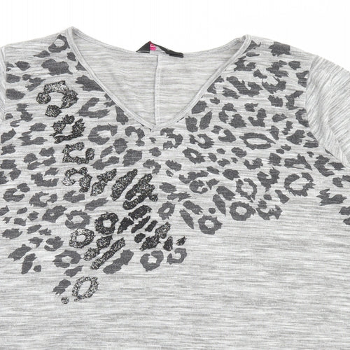 Yours Womens Grey Animal Print Polyester Basic T-Shirt Size 26 V-Neck