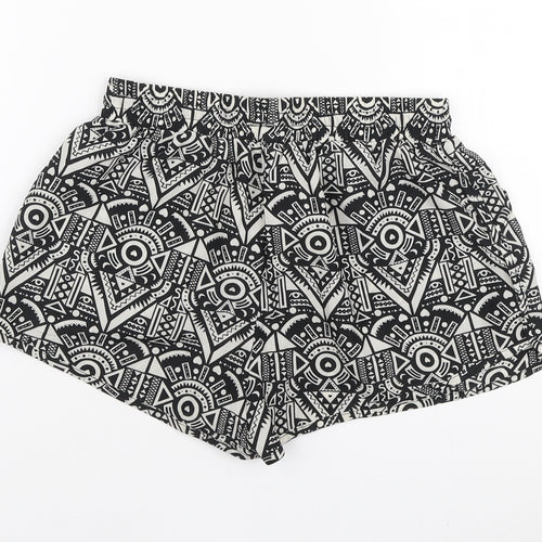 New Look Girls Black Geometric Polyester Sweat Shorts Size S L3 in Regular Drawstring