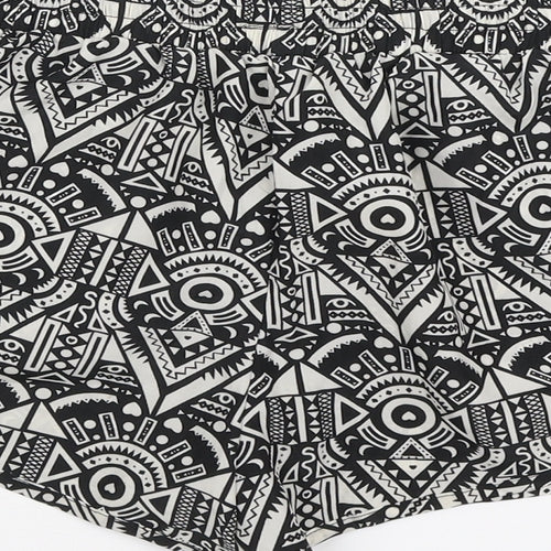 New Look Girls Black Geometric Polyester Sweat Shorts Size S L3 in Regular Drawstring