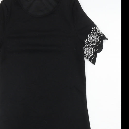 Preworn Womens Black Floral Polyester Tunic Blouse Size S Boat Neck