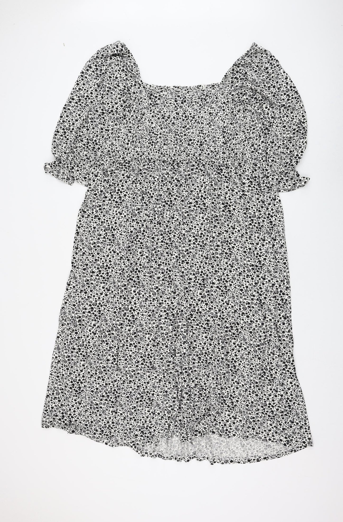 Marks and Spencer Womens White Floral Viscose Shift Size 22 Square Neck Pullover